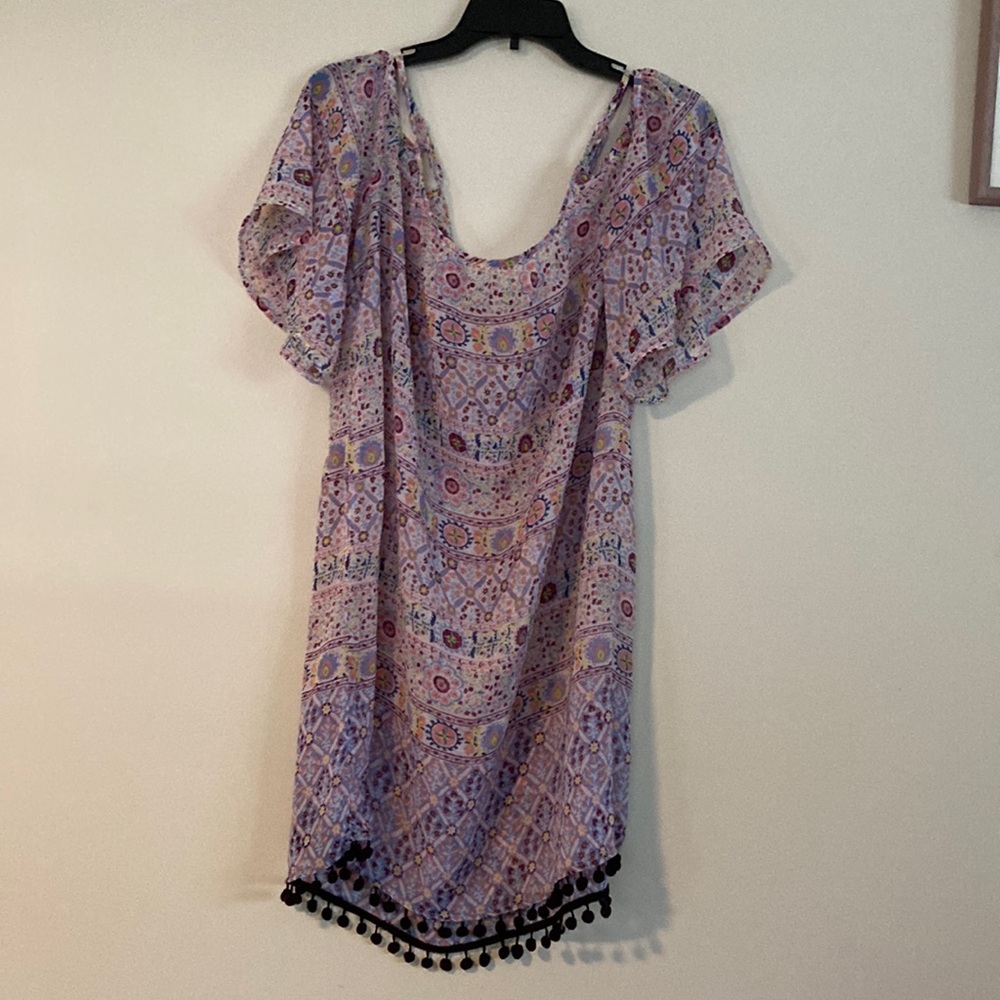 NWOT Beautiful Multi Color Beach Cover up Dress, Cold Shoulder Size M
